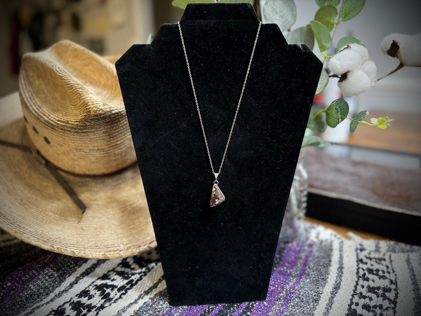 Wild Horse 18” silver necklace