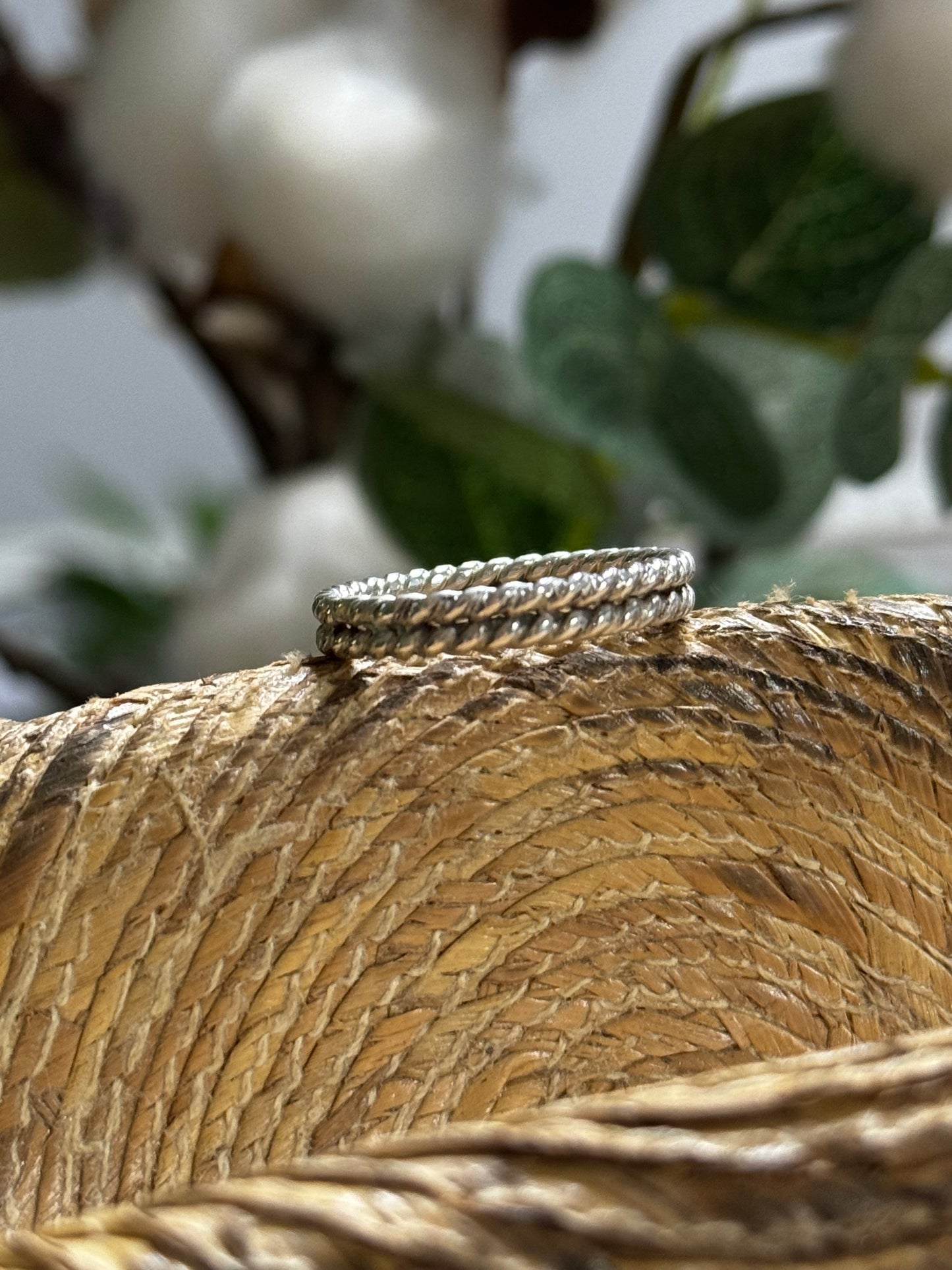 Size 9-1/2 twisted rope ring