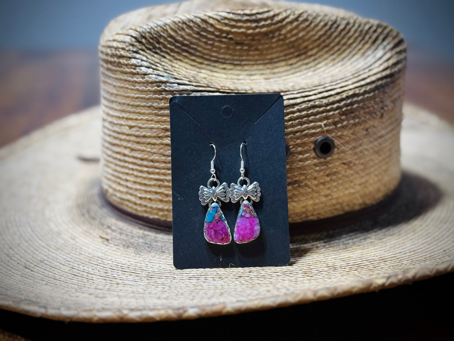 Sterling Silver Spiny Oyster & Kingman earrings with bows.