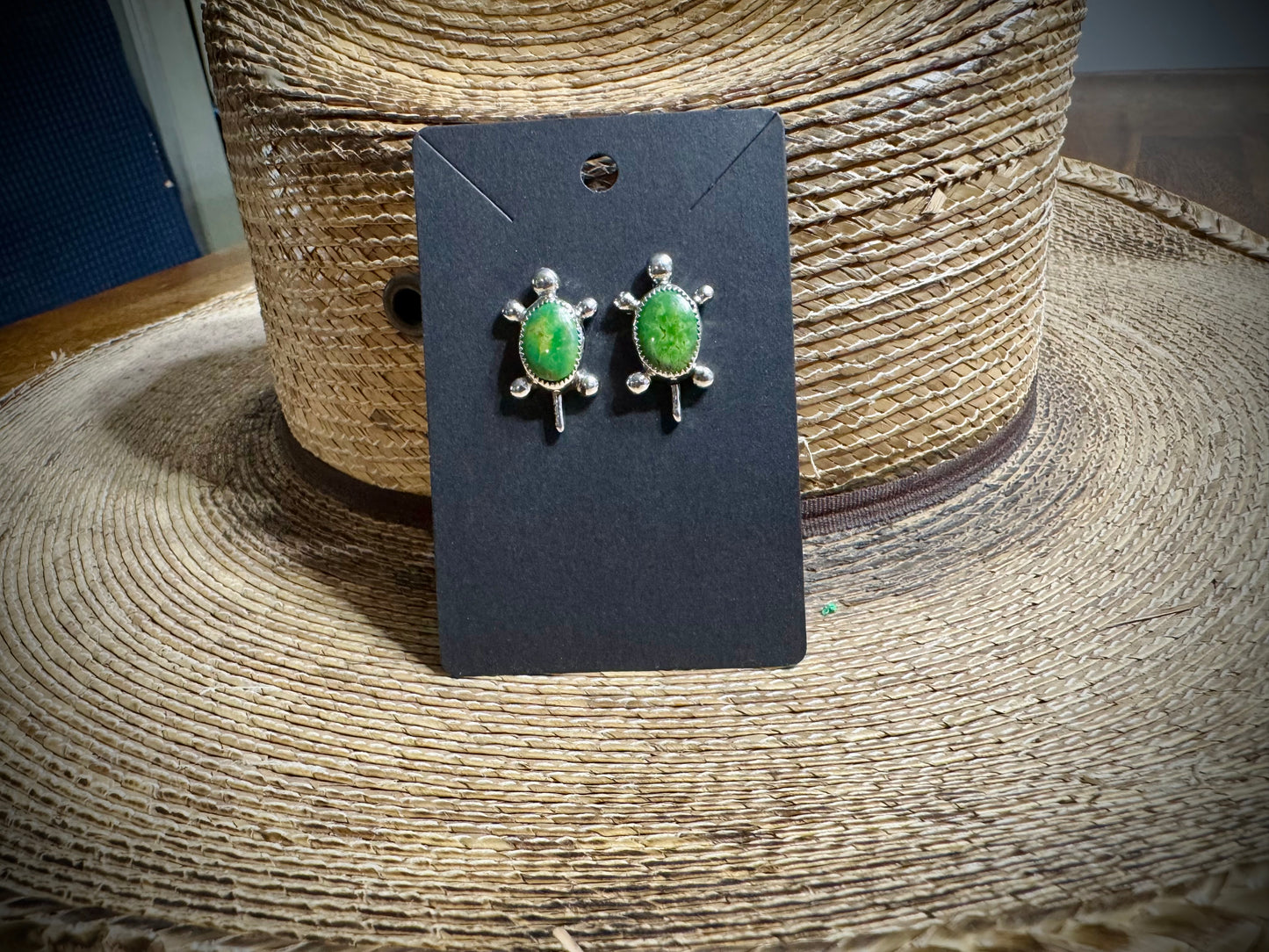 Turtle studs