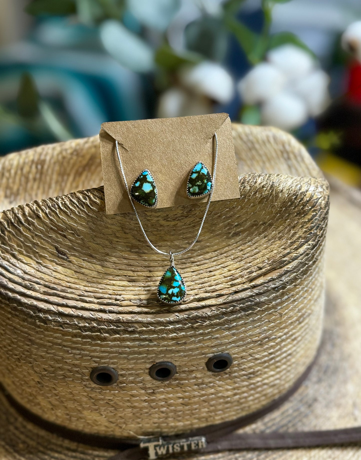 Kingman Red Web turquoise set