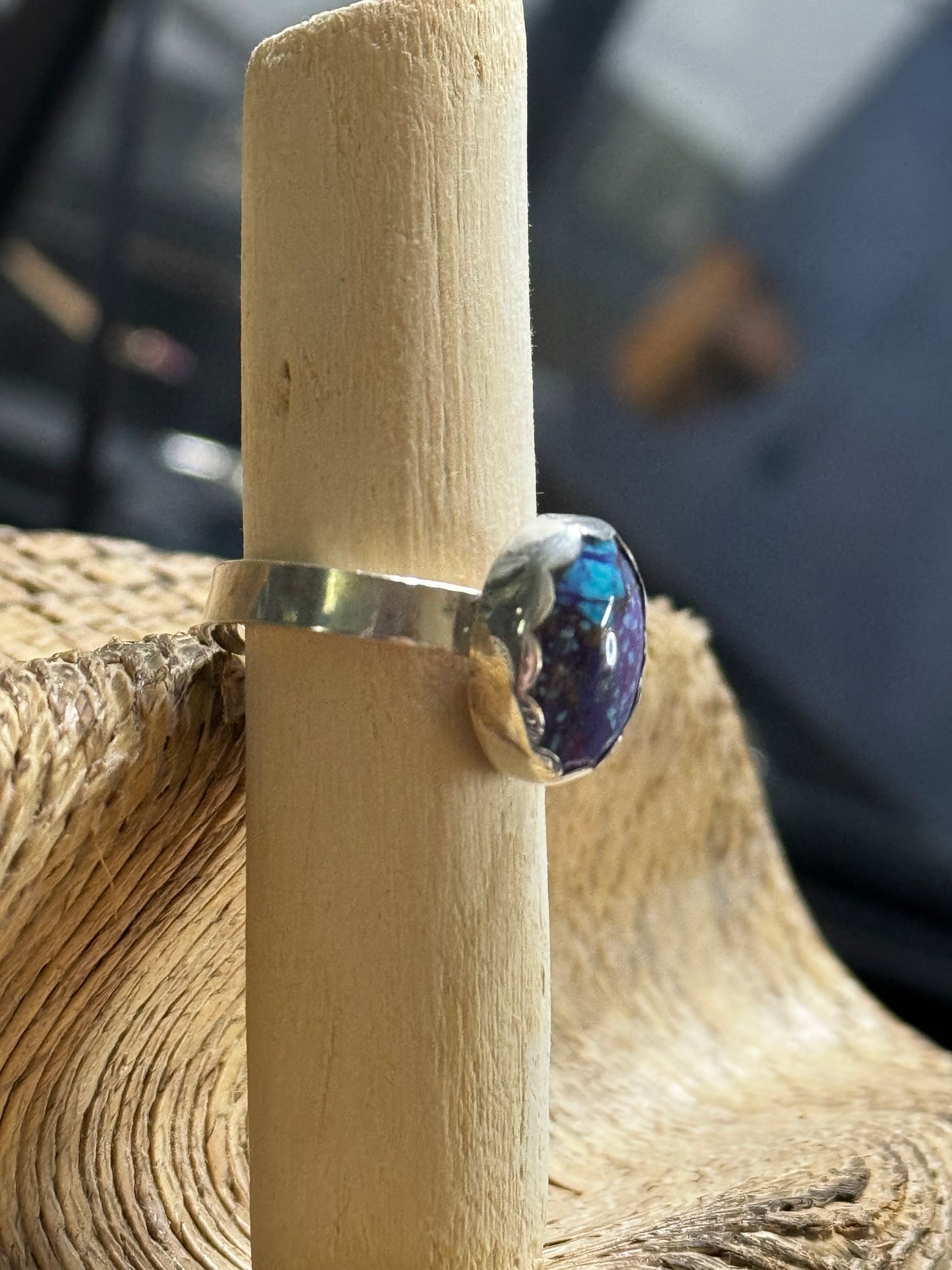 Size 8-1/2 adjustable ring