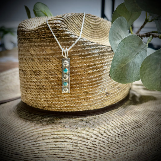 Kingman pendant and 18” chain